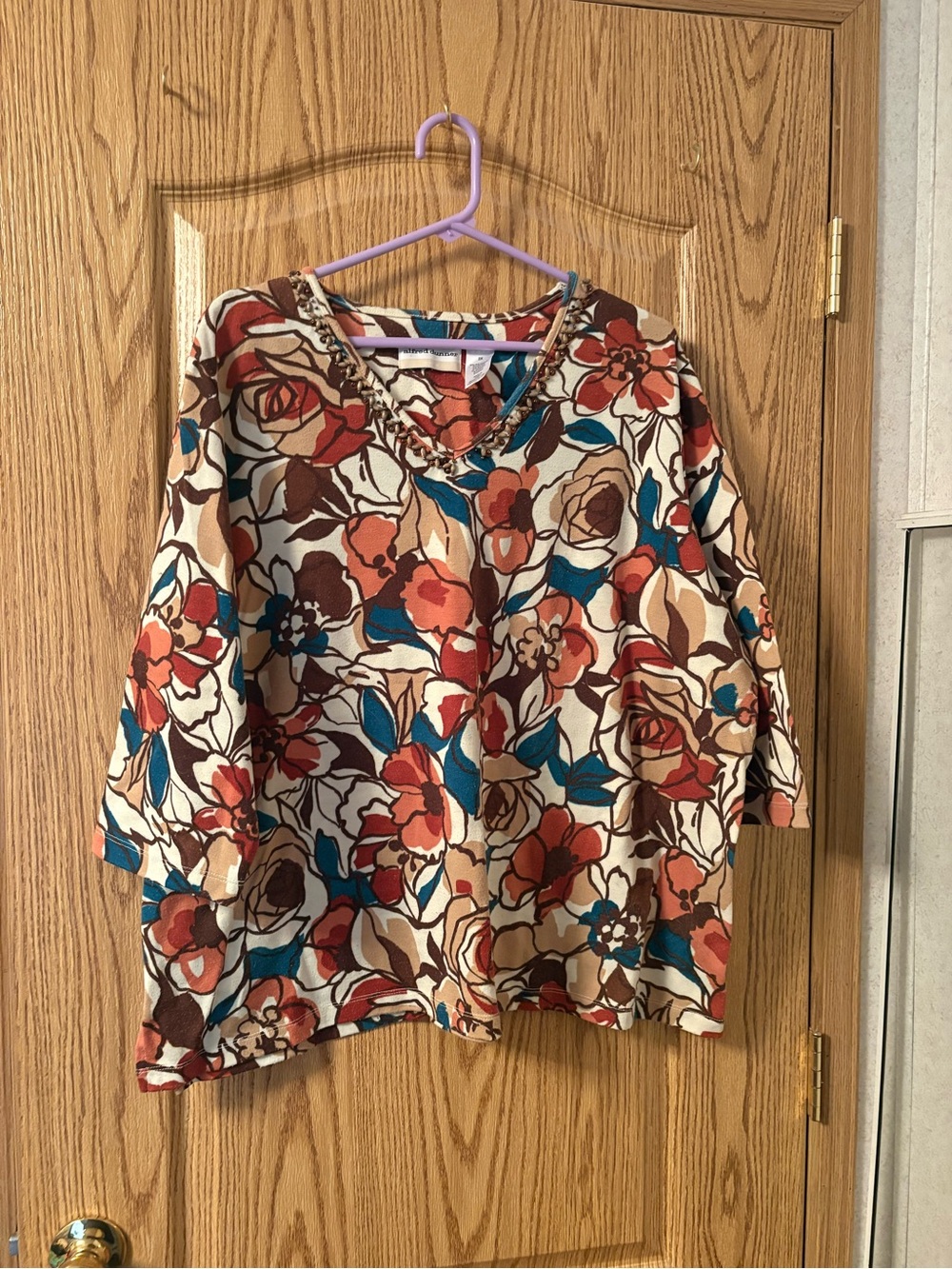 Alfred Dunner Floral V-Neck Tunic in Cream, Rust and Teal